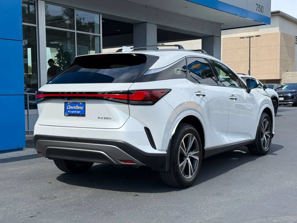 Used 2024 White Lexus RX 350 image 7