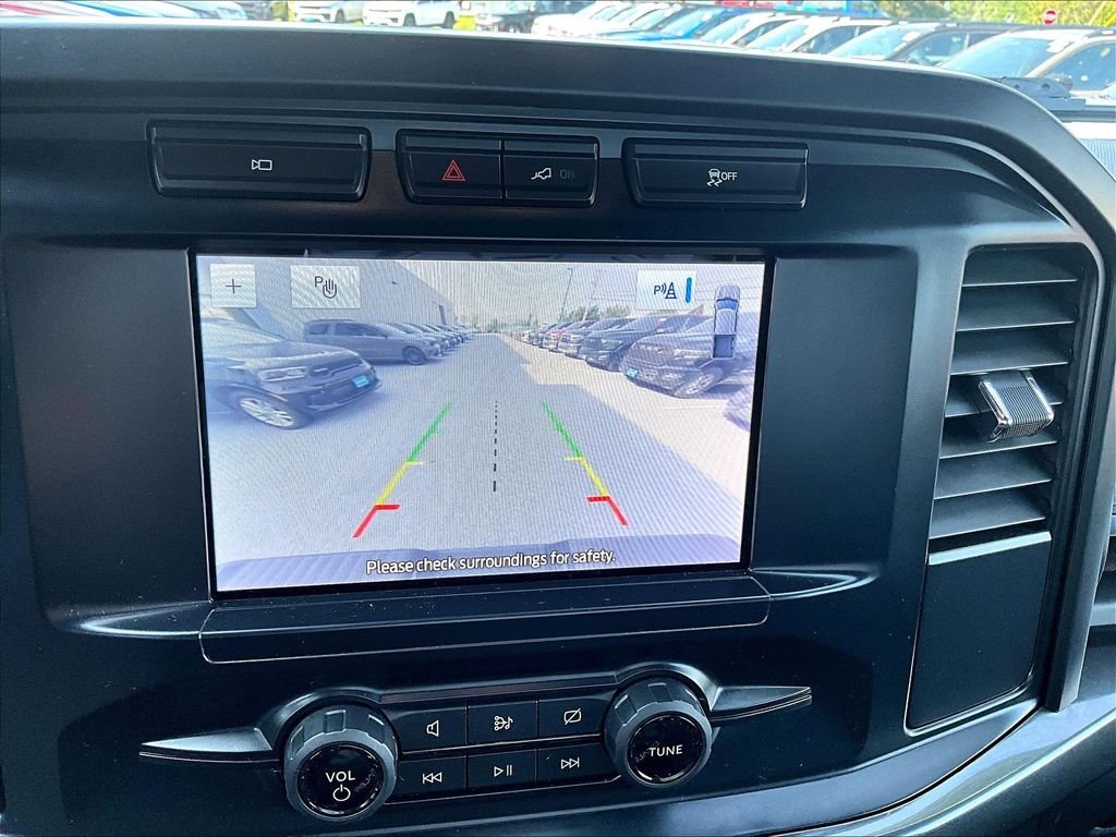 Used 2022 White Metallic Ford XL image 19