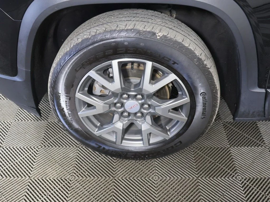 Used 2023 Black GMC SLE image 23