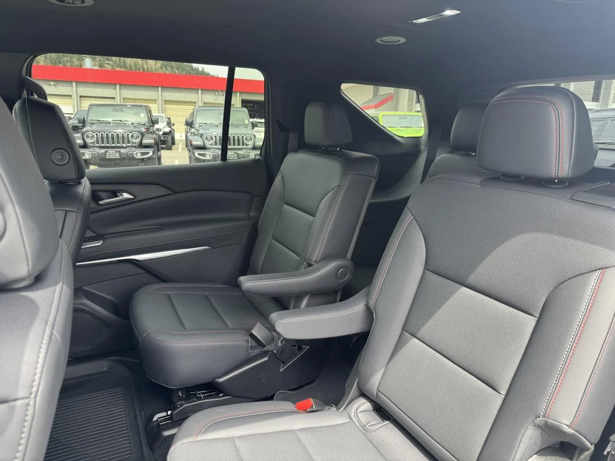 Used 2026 White Chevrolet Z71 image 12