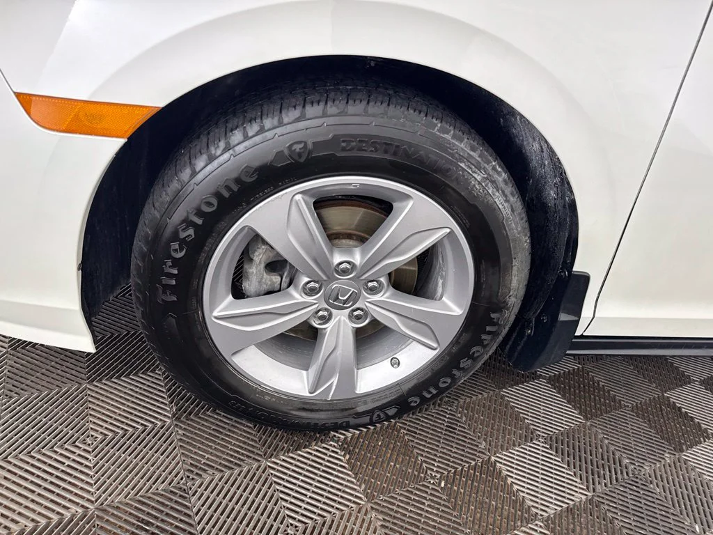 Used 2020 White Honda EX-L image 44