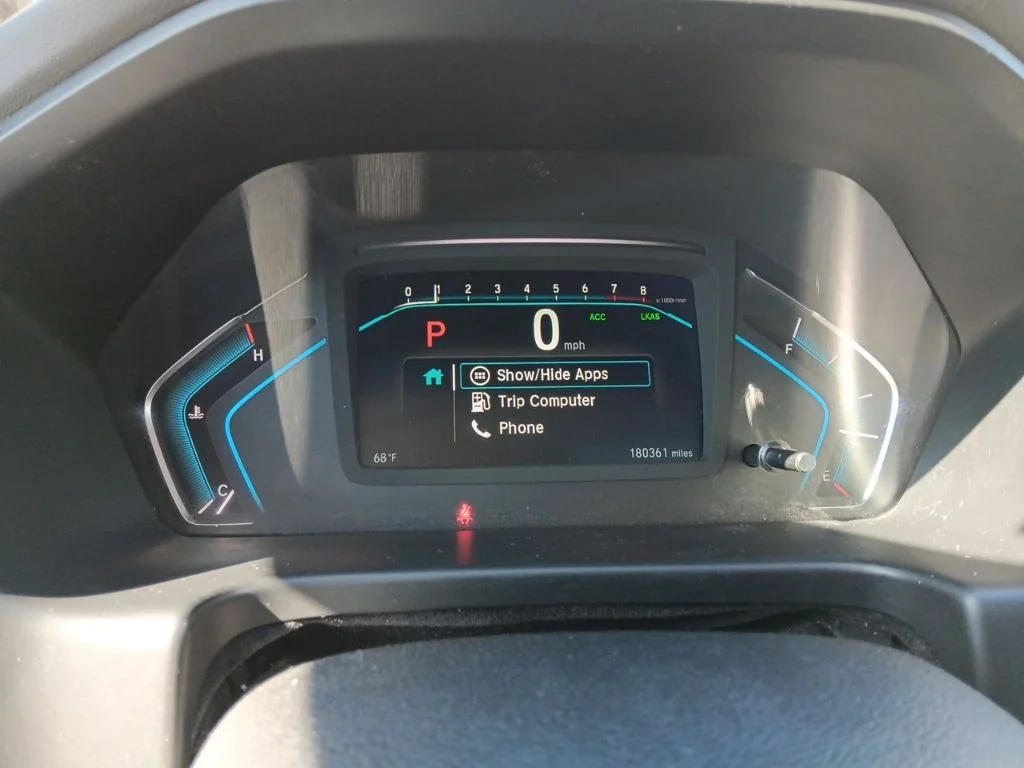 Used 2018 White Diamond Pearl Honda EX-L image 19
