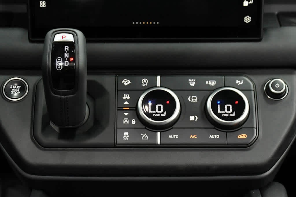 Certified Used 2025 WHT Land Rover S image 18