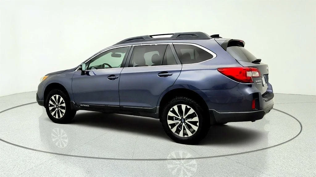 Used 2016 Carbide Gray Metallic Subaru 4dr Wagon 2.5i Limited PZEV w/ Moonroof, Navigation & EyeSight image 7