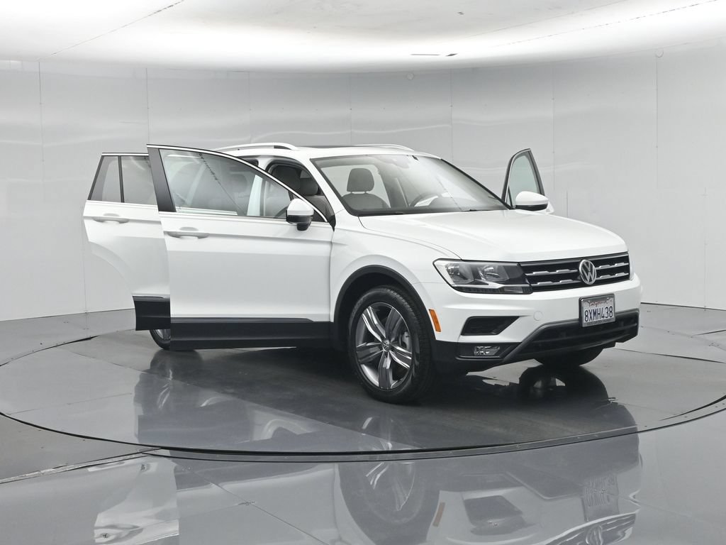Used 2021 White Volkswagen 2.0T SEL image 34