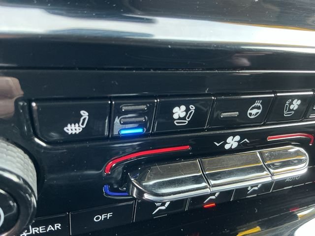Used 2022 White Jeep 4xe image 28