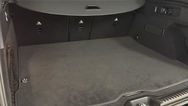 2026 Mercedes-Benz GLC Base - Photo 9