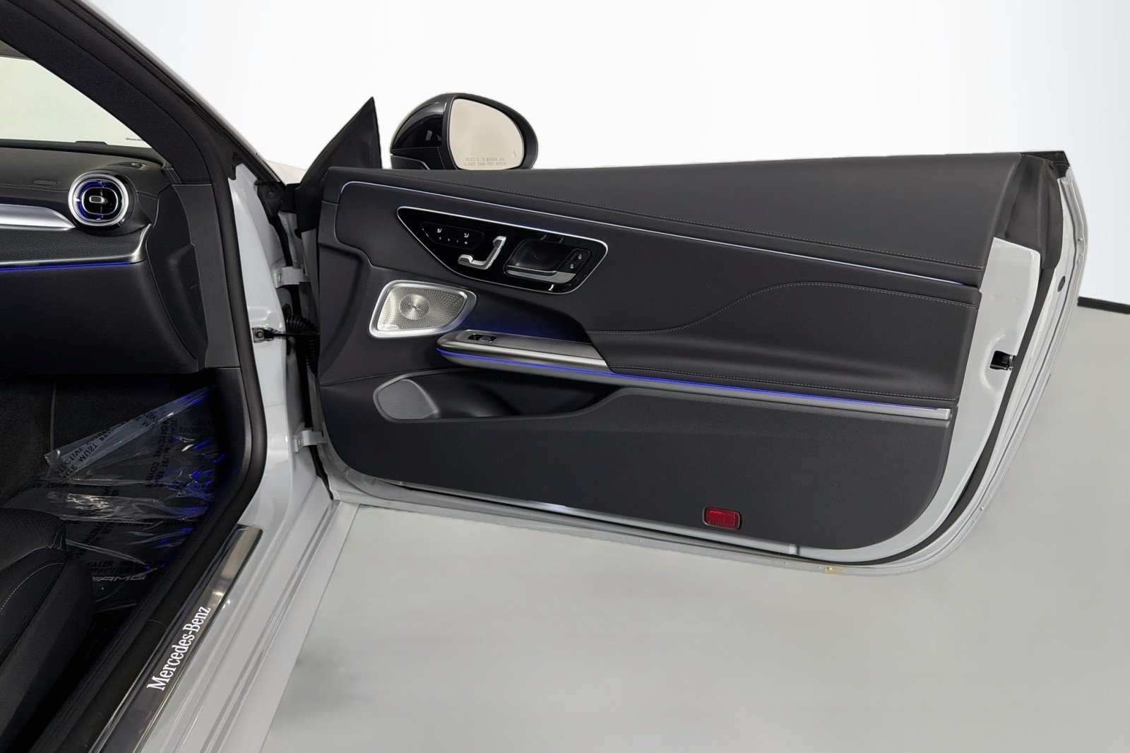 New 2026 MANUFAKTUR Alpine Grey Metallic Mercedes-Benz CLE 300 4MATIC® Coupe image 23