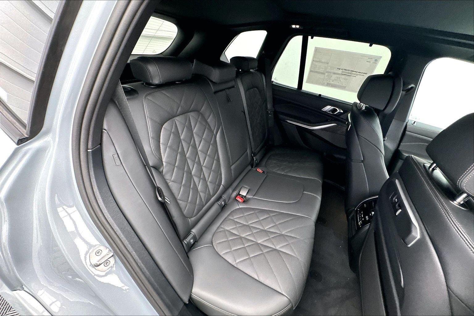New 2026 Brooklyn Grey Metallic BMW xDrive50e image 31