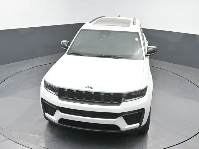 New 2026 Bright White Clearcoat Jeep Limited image 31