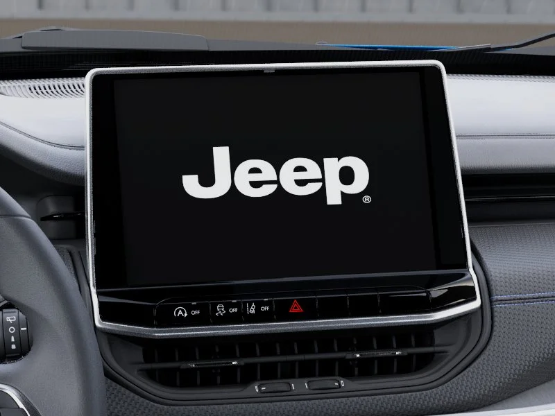 New 2026 Hydro Blue Pearl-Coat Exterior Paint Jeep Latitude image 10