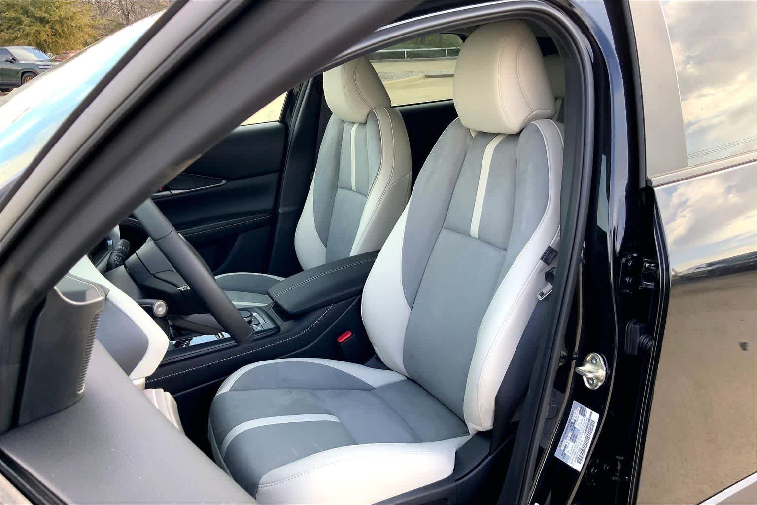 New 2026 Jet Black Mica Mazda 2.5 Turbo Aire Edition AWD image 9
