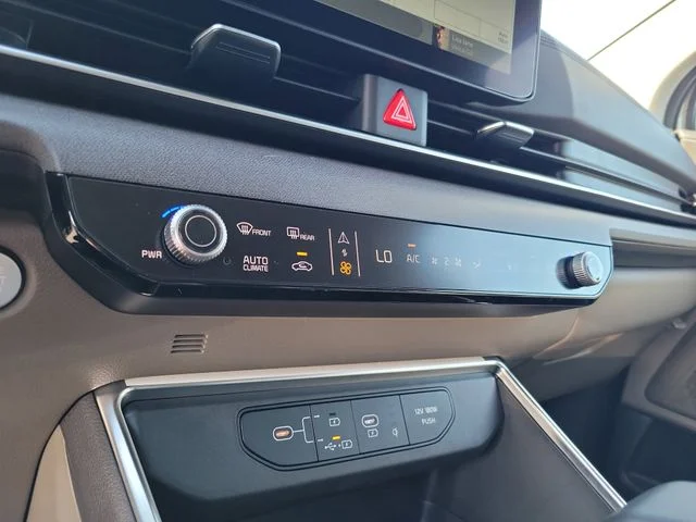 New 2026 Ivory Silver Kia EX image 18