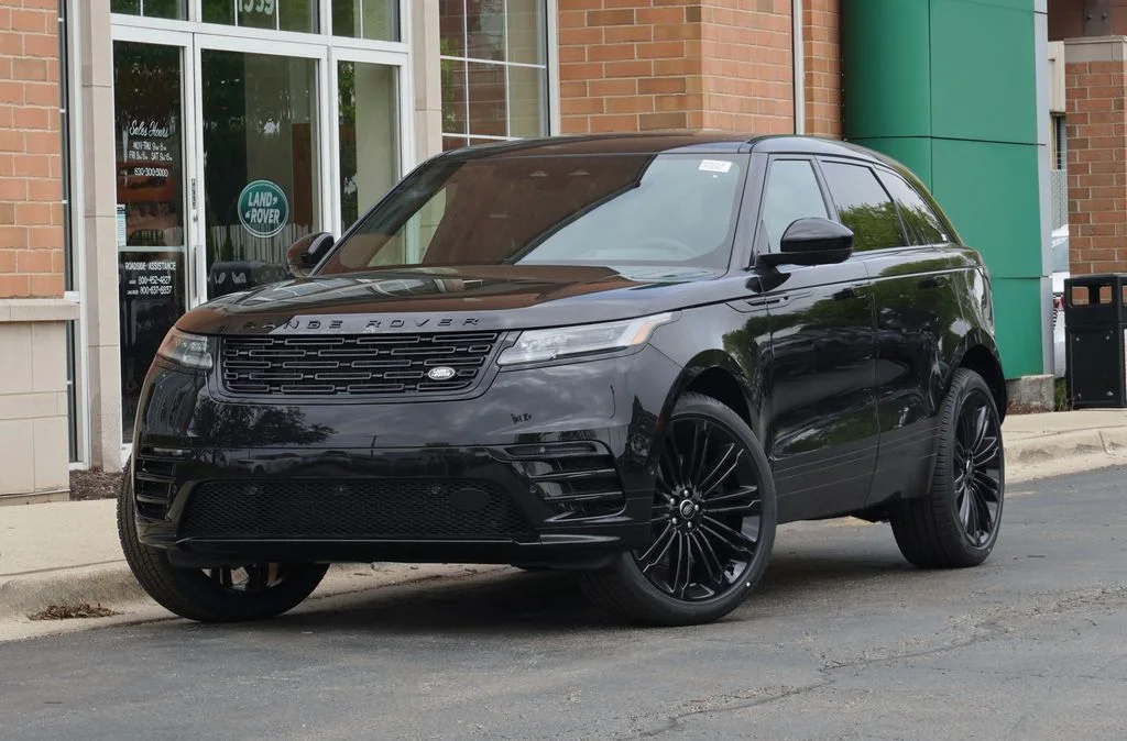 2026 Land Rover Range Rover Velar P400 Dynamic SE's photo
