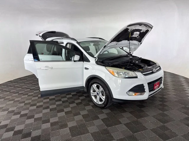 Used 2015 White Ford SE image 12