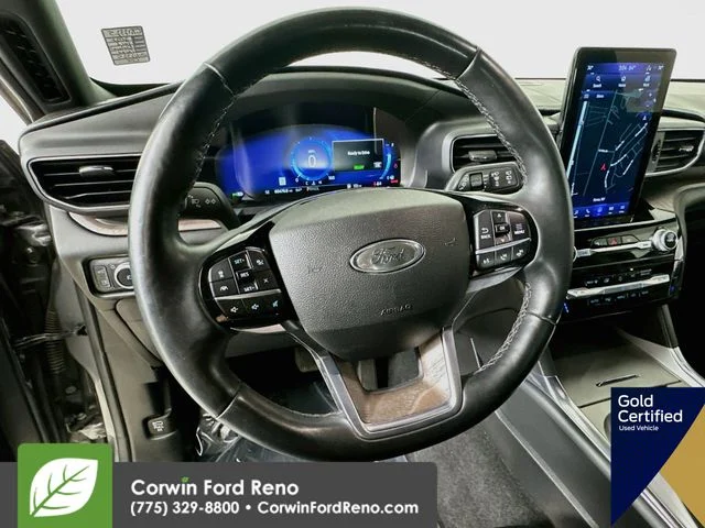 Used 2022 Gray Metallic Ford Platinum image 15