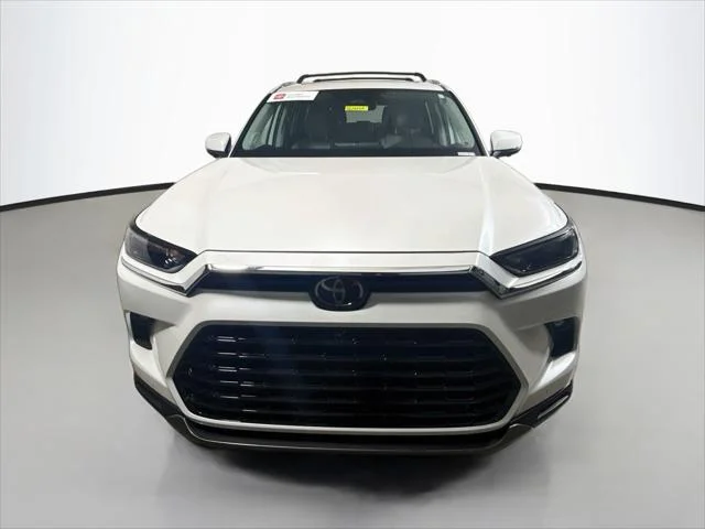 Certified Used 2024 WIND CHILL PEARL Toyota  image 2