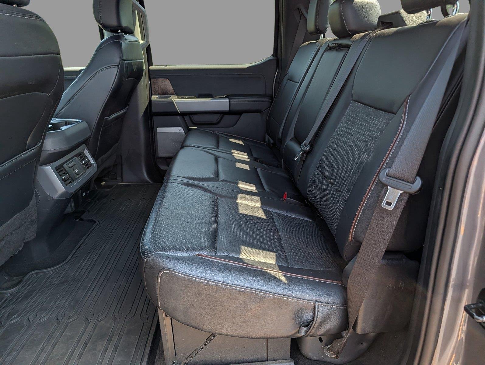 Used 2024 Carbonized Gray Ford Lariat image 35