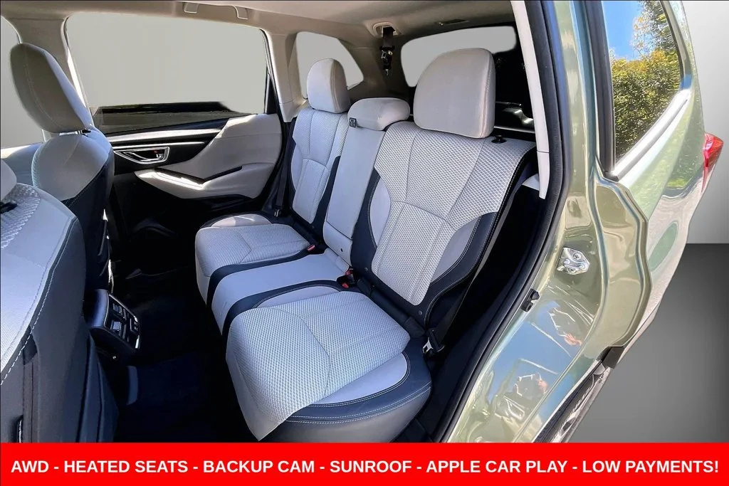 Used 2019 Green Subaru Premium image 25