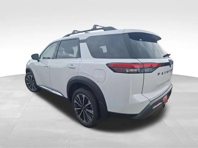 New 2026 Everest White Pearl TriCoat Nissan Platinum image 4