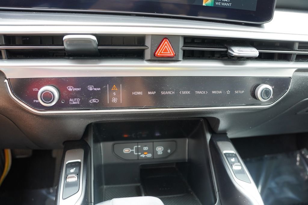 Used 2024 Gravity Gray Kia S image 28