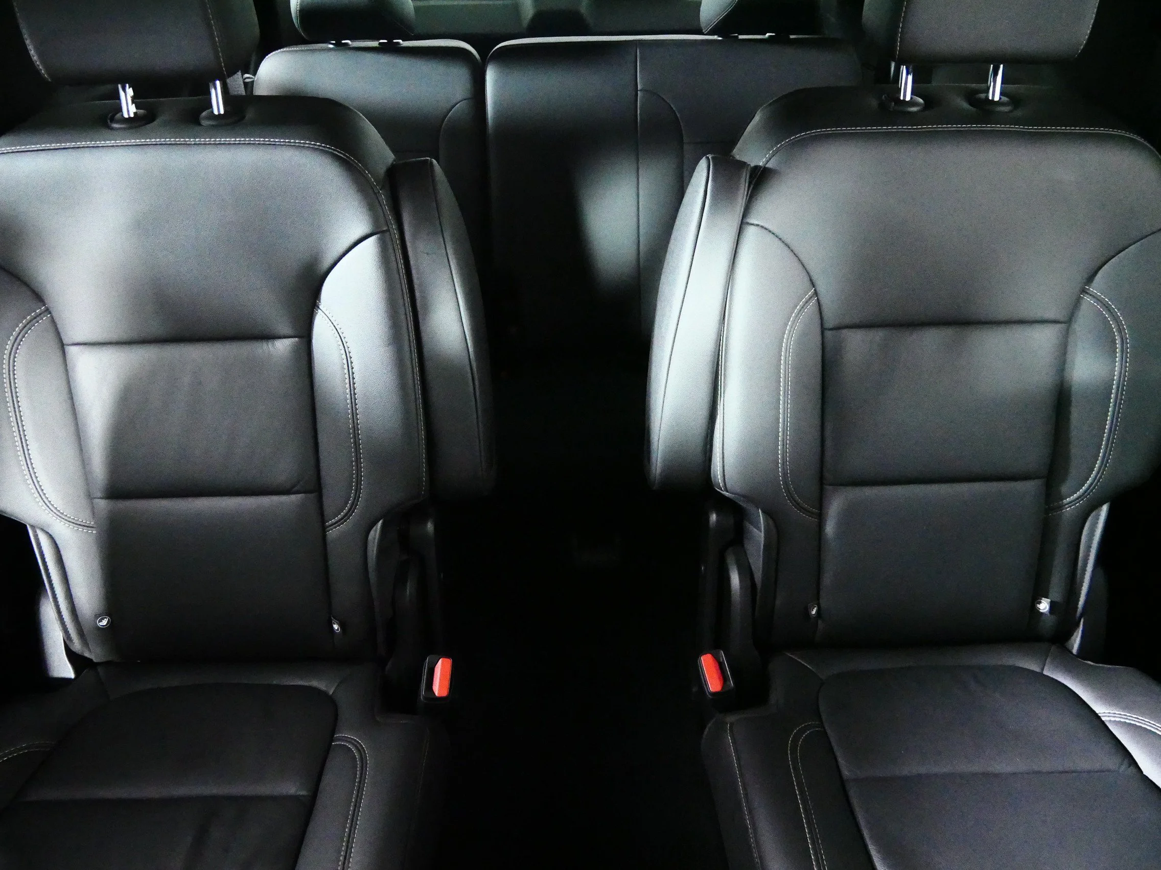 Used 2023 Sterling Gray Metallic Chevrolet LT Leather image 13
