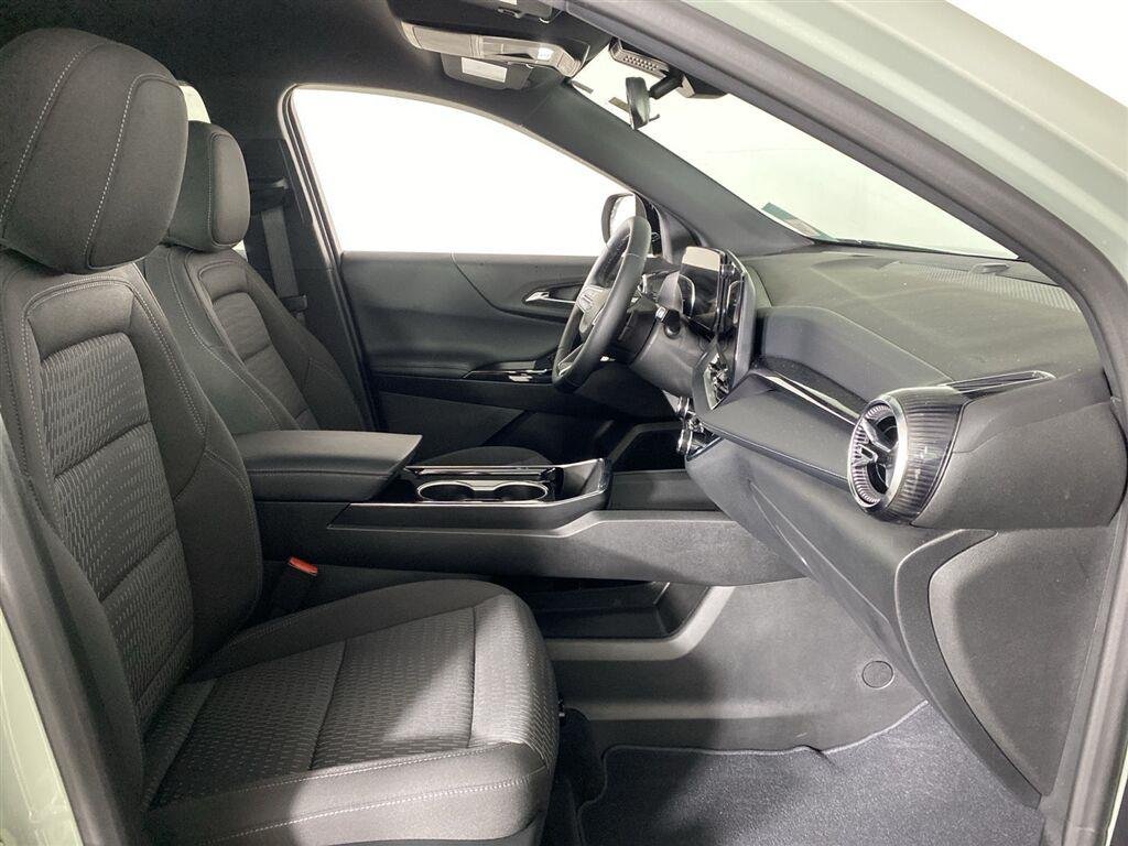 Used 2025 Gr Chevrolet  image 26