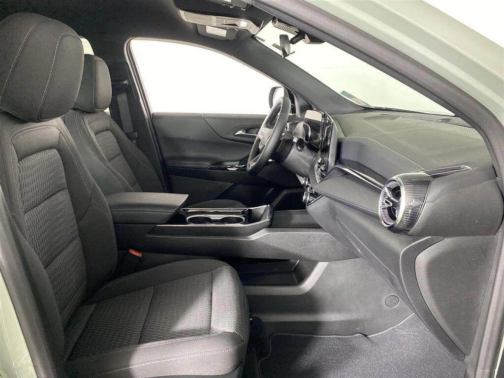 Used 2025 Gr Chevrolet  image 26