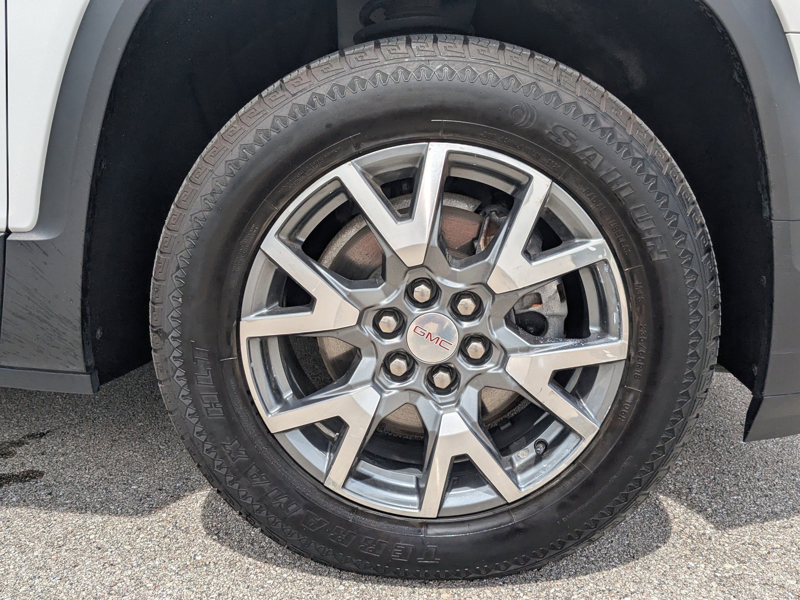 2023 GMC Acadia SLT - Photo 11