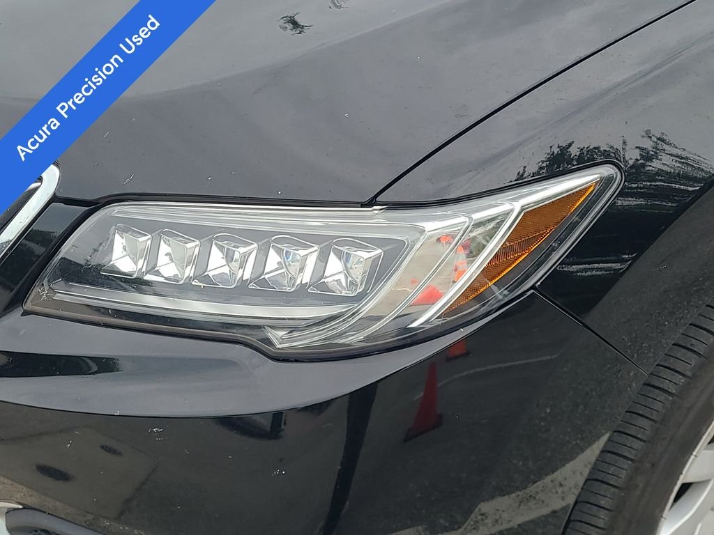 Certified Used 2018 Crystal Black Pearl Acura RDX image 8