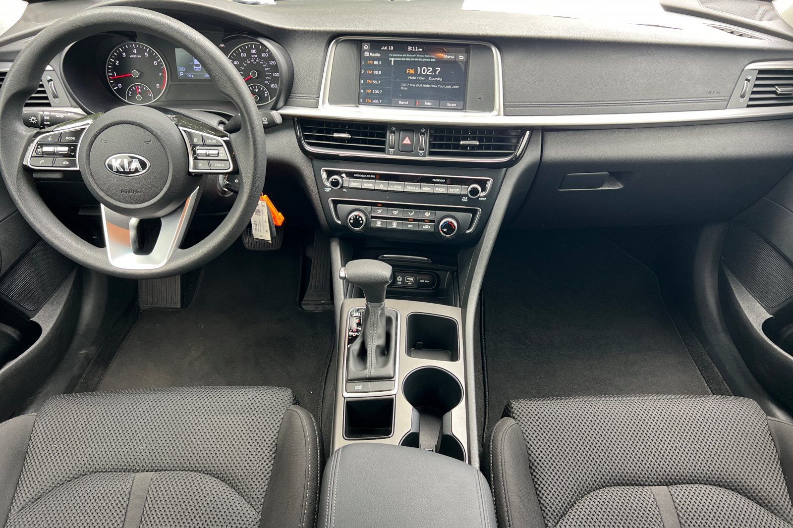 Used 2020 Snow White Pearl Kia LX image 13