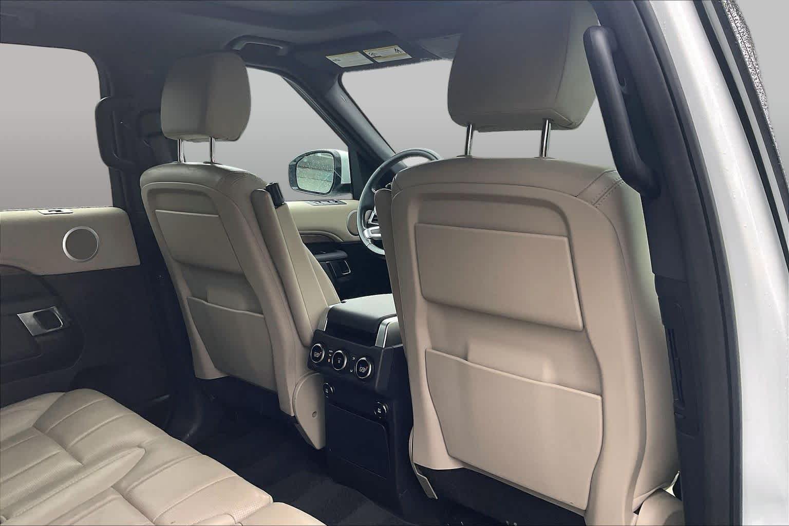 Used 2019 Fuji White Land Rover SE image 20