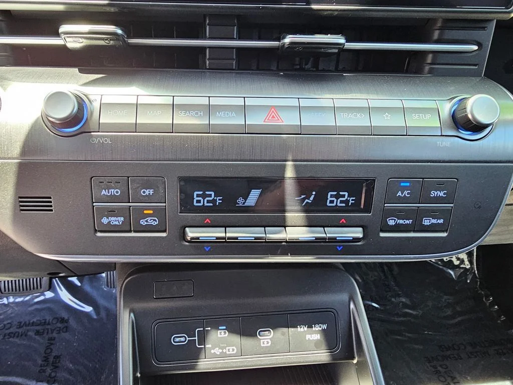 Used 2024 Blue Hyundai SEL image 30