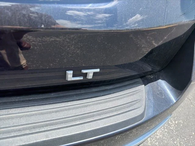 Used 2022 Blue Chevrolet LT image 9