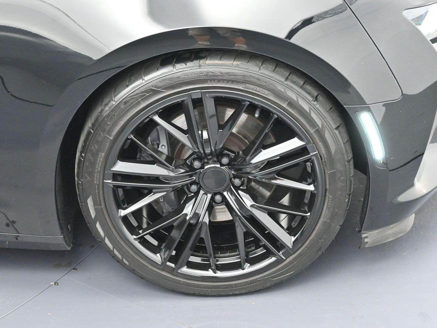 Used 2018 Black Chevrolet 1SS image 29