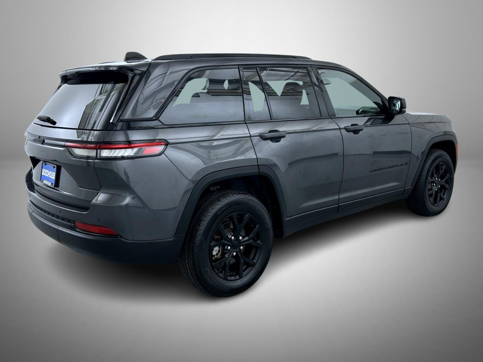 Certified Used 2024 Gray Jeep Altitude X image 5