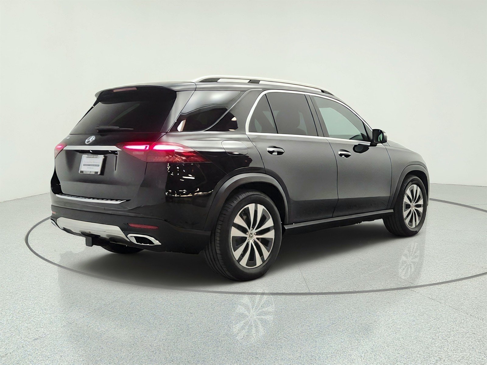 Certified Used 2026 Black Mercedes-Benz GLE 350 SUV image 5