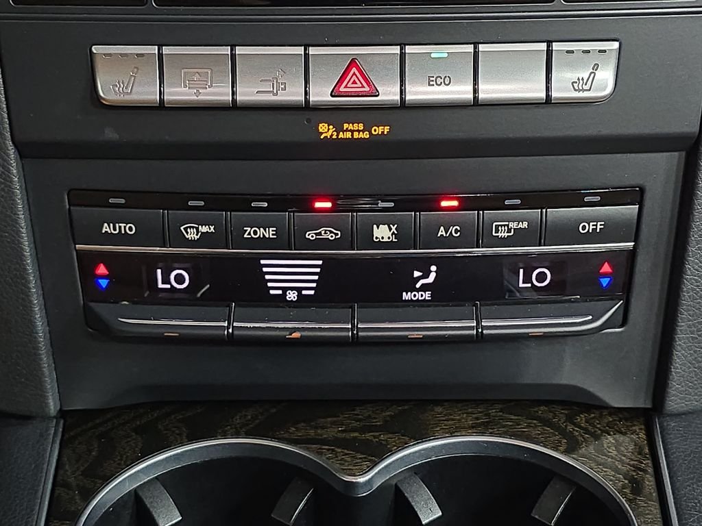 Used 2015  Mercedes-Benz E 400 image 19