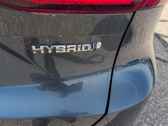 Used 2021 Gray Toyota LE image 19