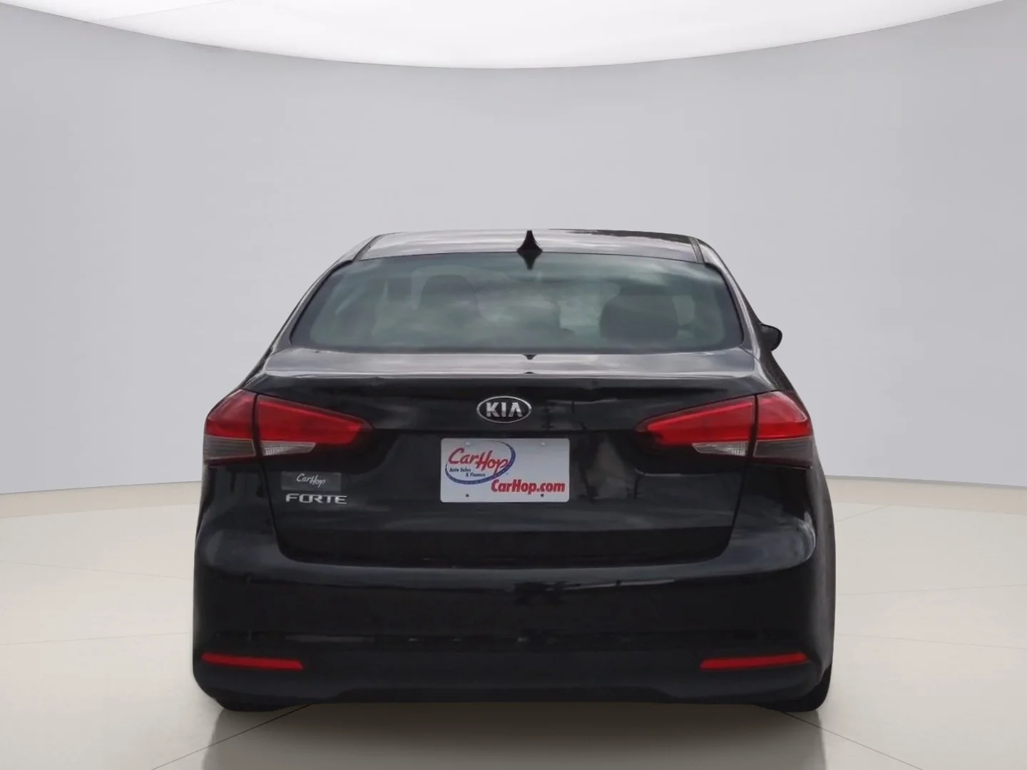 Used 2018 Black Kia LX image 4