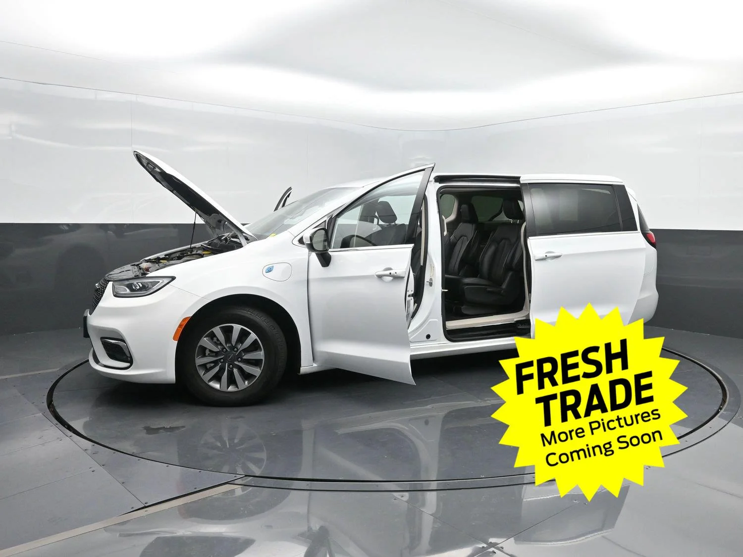 Used 2023 Bright White Clearcoat Chrysler Hybrid Touring L image 45