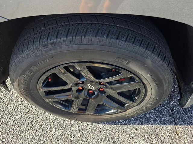 Used 2023 Gray Chevrolet Custom image 19