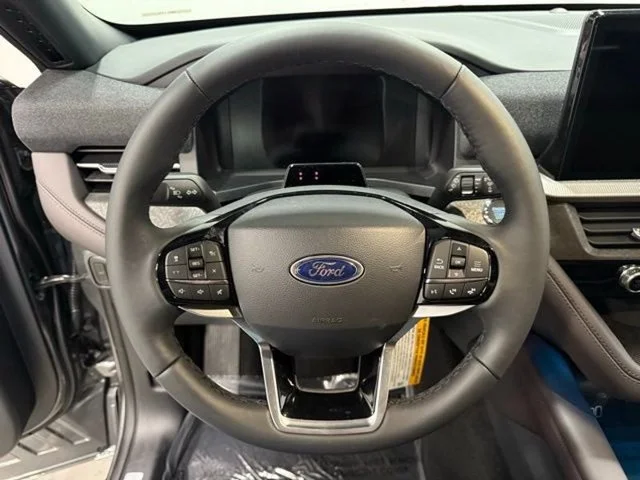 Used 2026 Gray Ford Platinum image 17