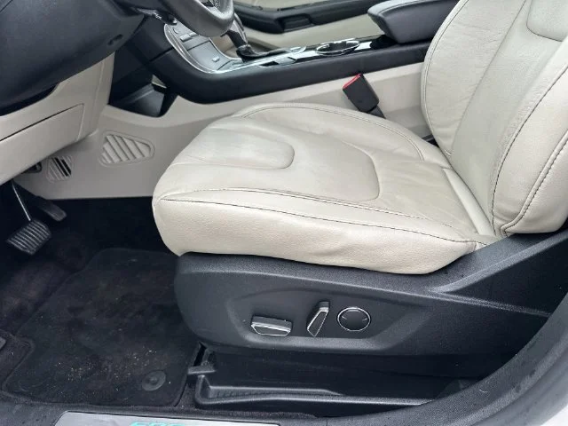 Used 2016 White Ford Titanium image 13