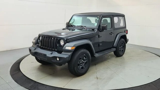 Used 2023 Black Jeep Sport image 3