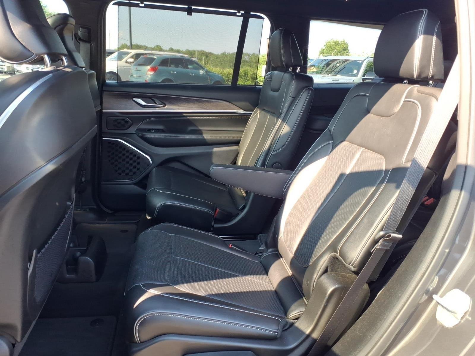 Used 2023 Baltic Gray Metallic Clearcoat Jeep Overland image 22