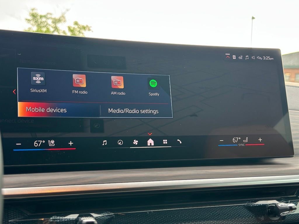 New 2026 Carbon Black Metallic BMW xDrive40i image 36