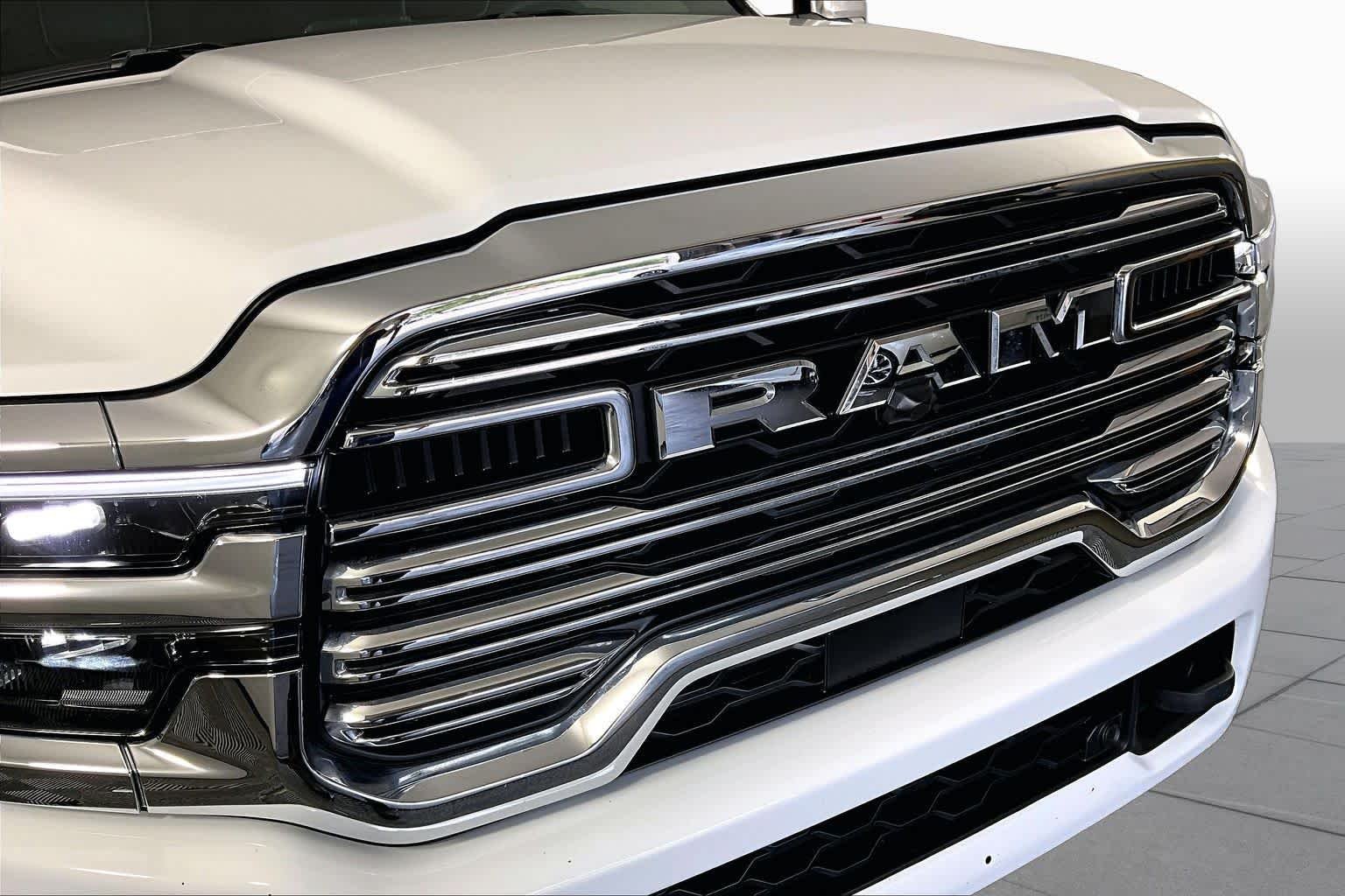 Used 2026 Bright White Clearcoat Ram Laramie image 28