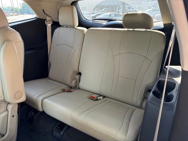 Used 2019 Silver Buick Premium Group image 17