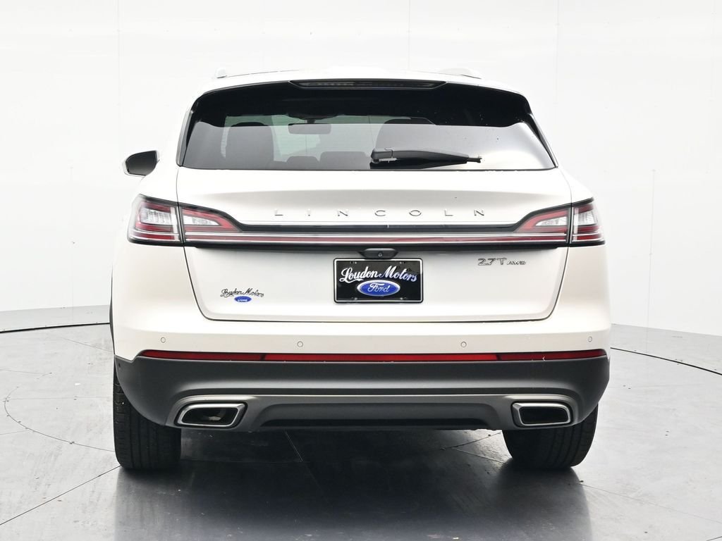 Used 2019 White Platinum Clearcoat Metallic Lincoln Reserve image 6